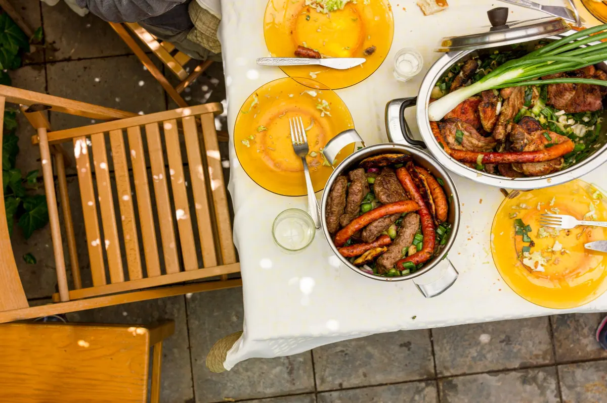 Hosting a Farm Stand Potluck: A Checklist for Small Towns